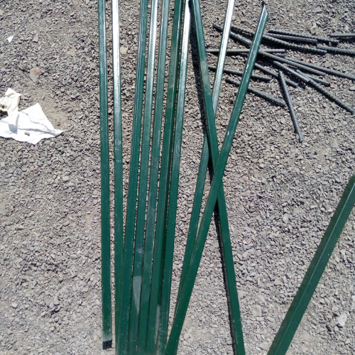 Electric Fence Strainer Posts